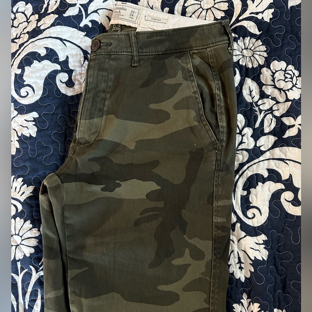 Abercrombie Camo Pants